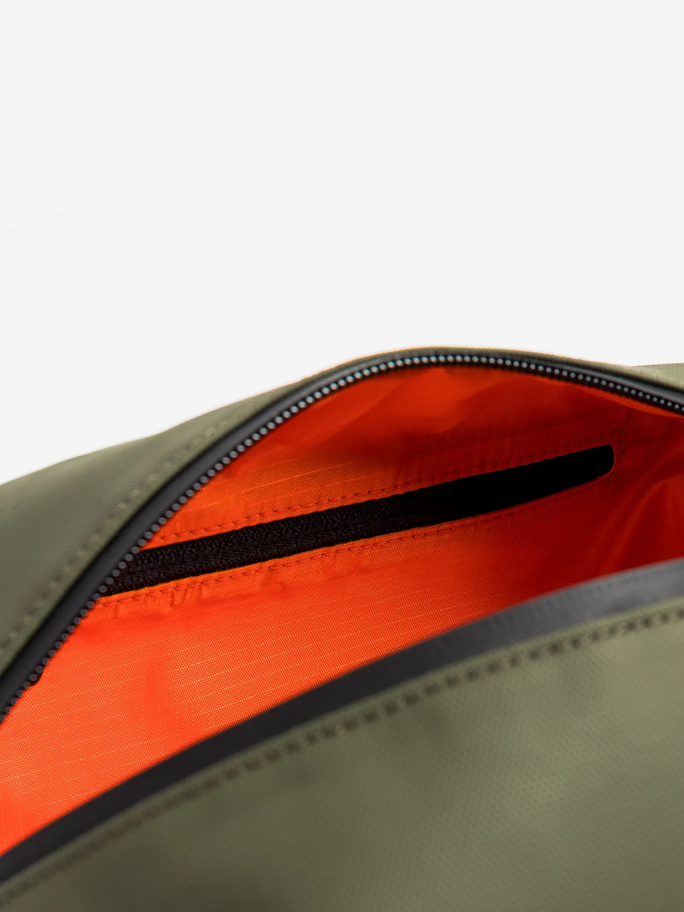 Wash Bag Urban Green - Image 4