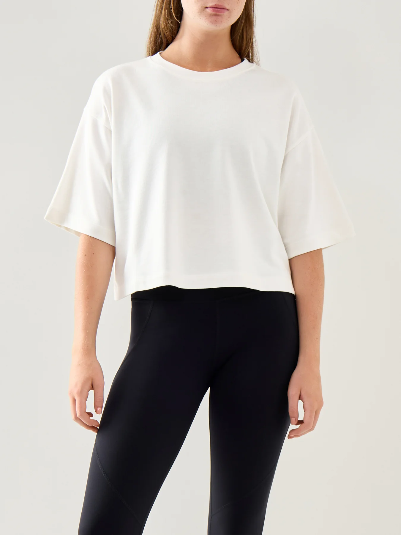 After Class Short Sleeve Sweatshirt Lily White - Image 4
