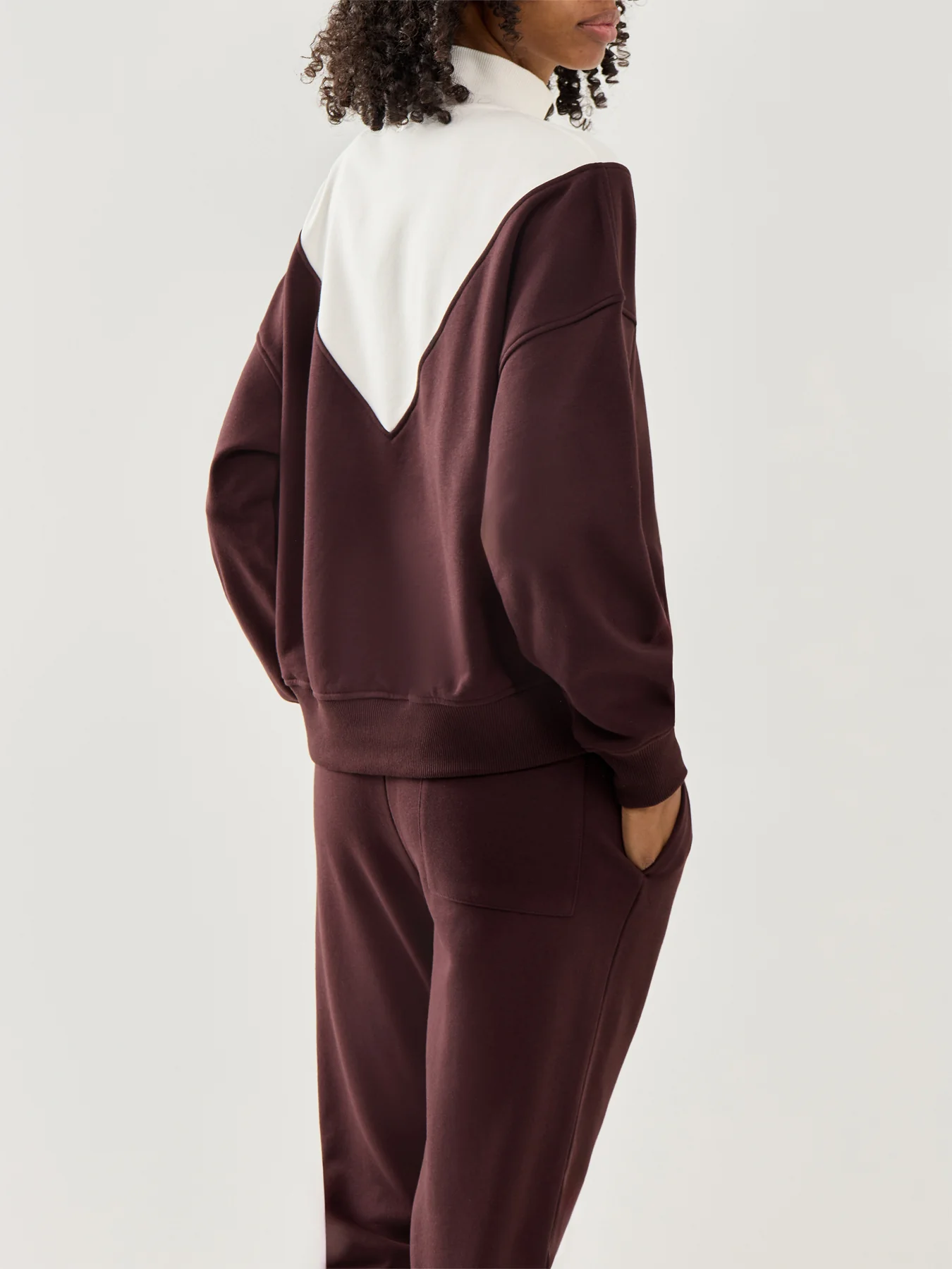 Revive Crop Half Zip Sweatshirt Sablebrown Lilywhite - Image 5