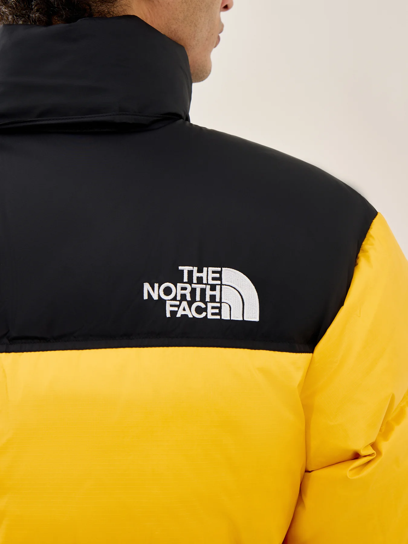 1996 Retro Nuptse Jacket Nuptse Summit Gold/Tnf Black/R - Image 3