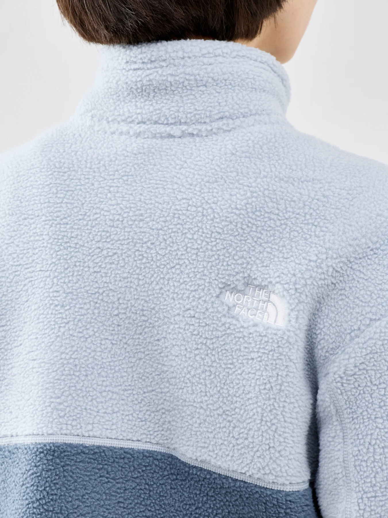 W Yumiori 1/4 Zip Granite Grey/Frost Grey - Image 3