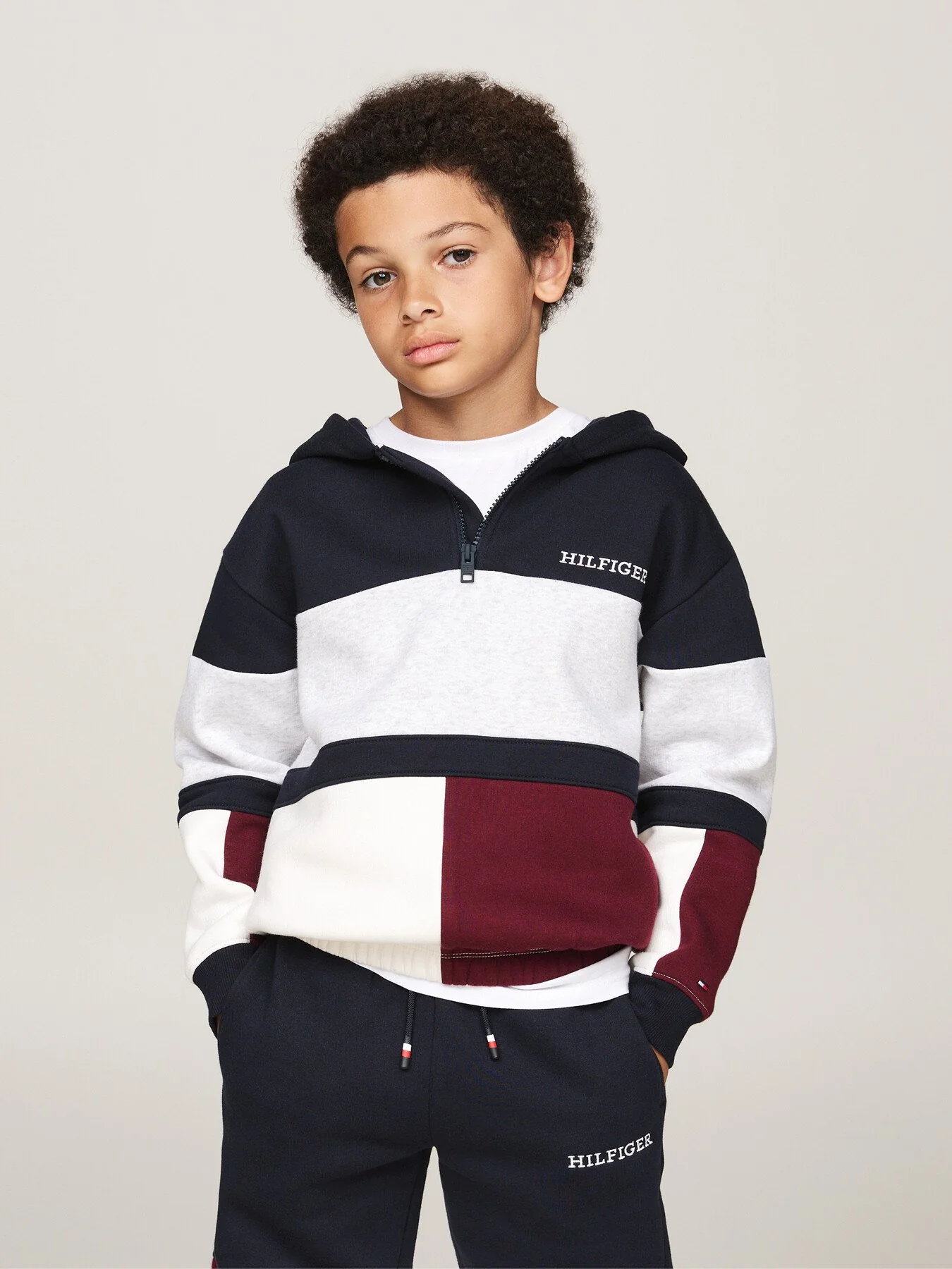 Colour-Blocked Quarter-Zip Hoodie - Image 2