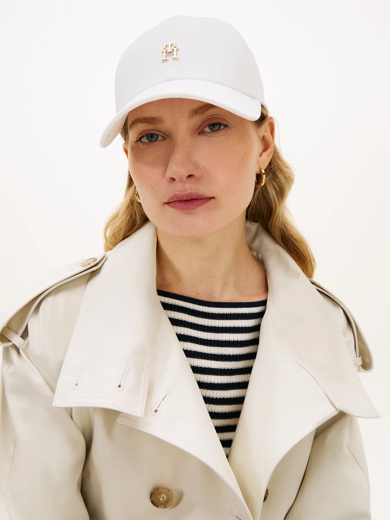 Elevated Chic Cap White - Image 4