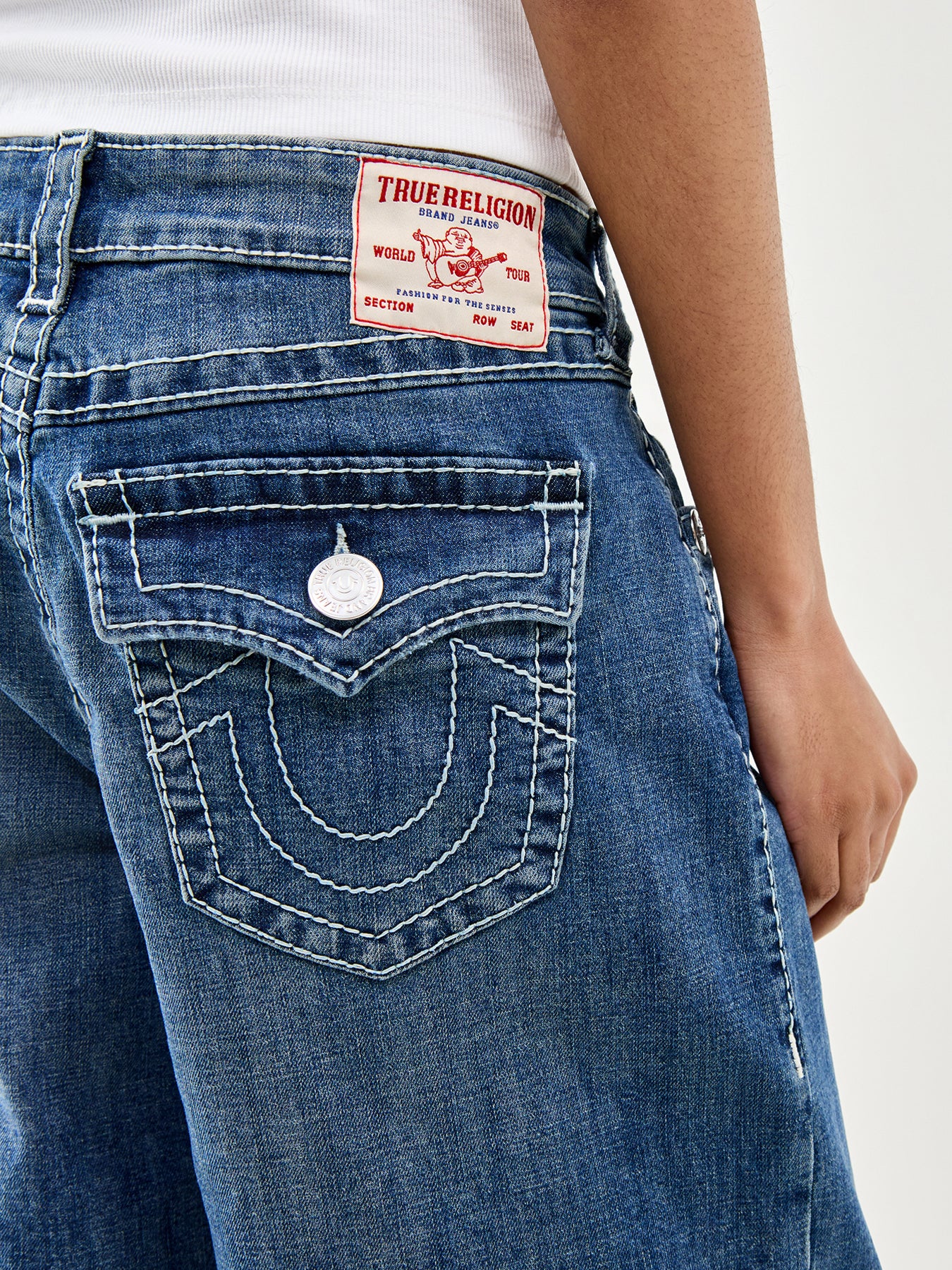 Baggy Denim Jort Big T Flap - Image 3