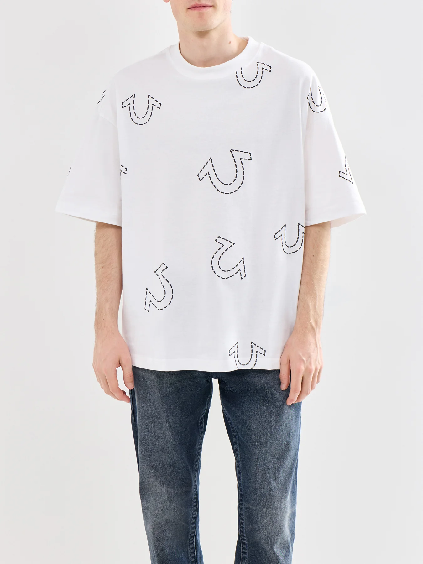 Oversized Graphic T-Shirt White - Image 4