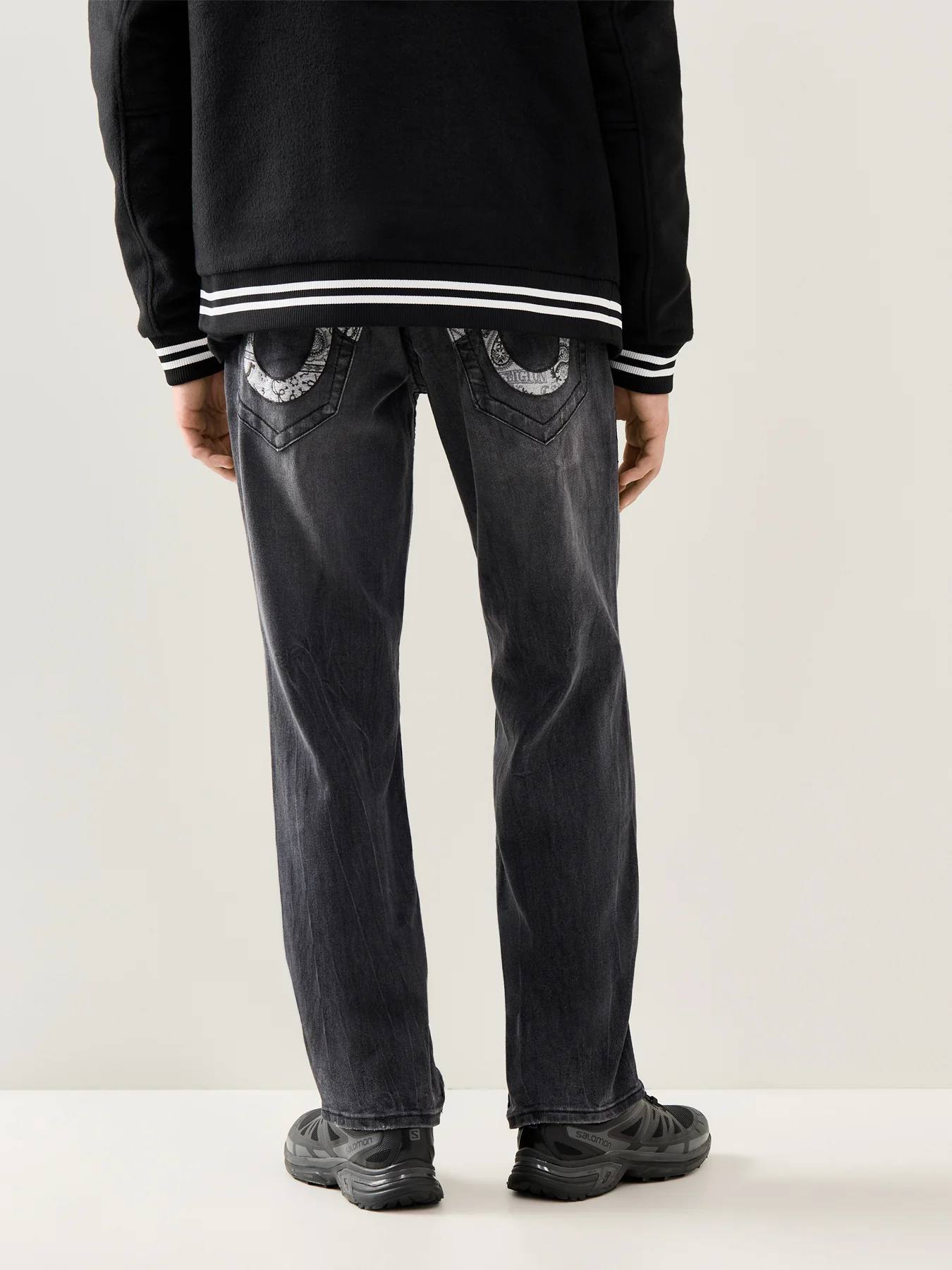 Ricky No Flap Embroidered Bandana - Image 5