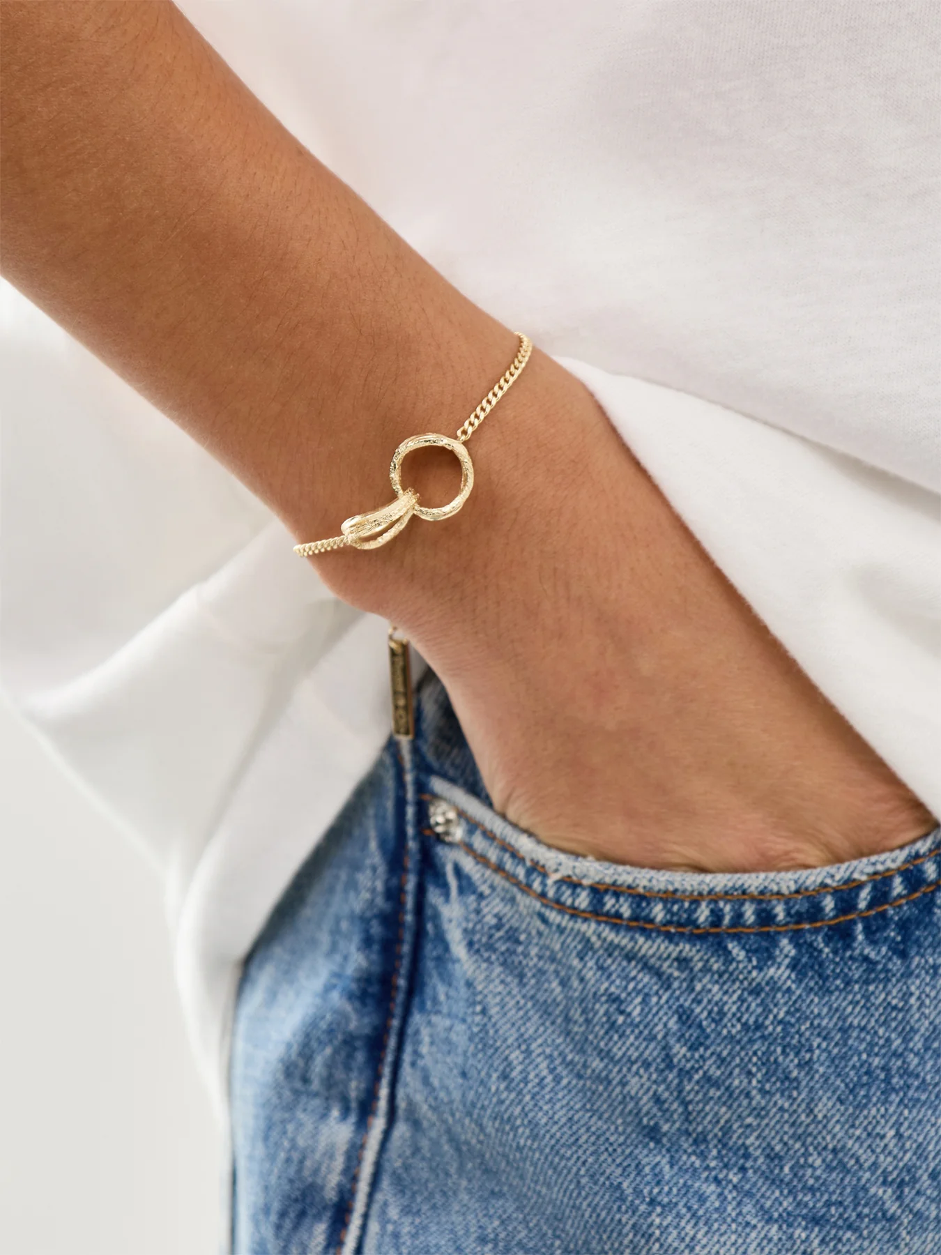 Coast Bracelet Gold - Image 2