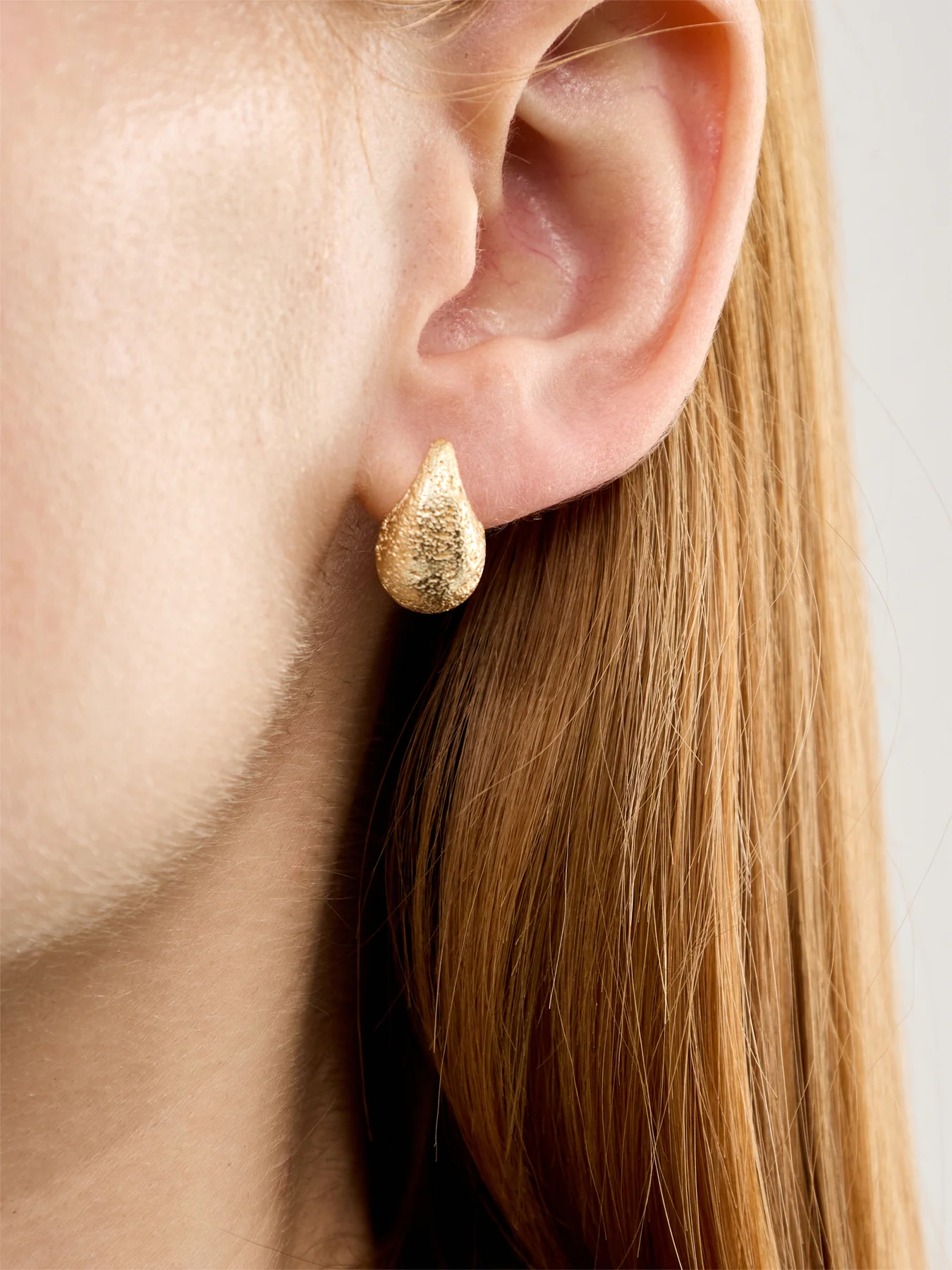 Dome Earrings Small Gold - Image 2