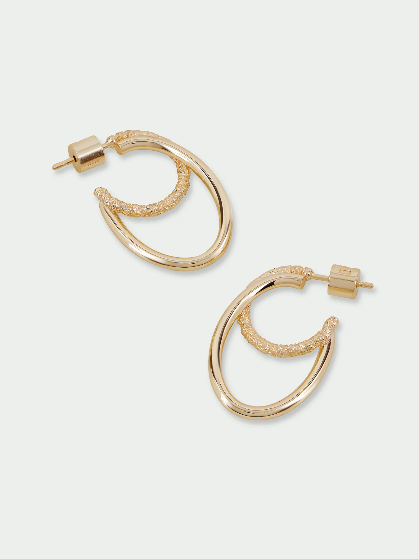 Rhythm Earrings Gold - Image 4