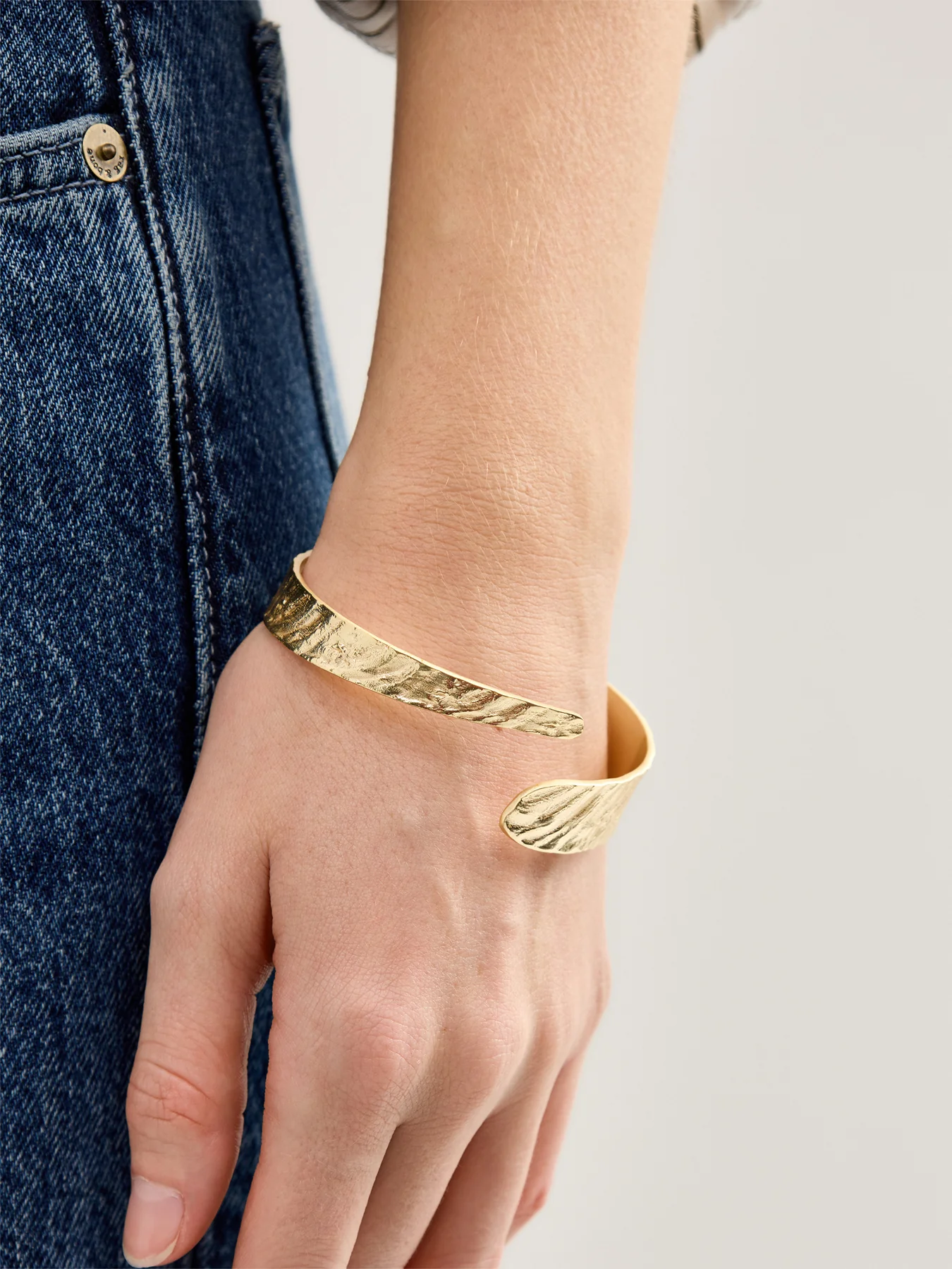 Riva Bangle Gold - Image 2