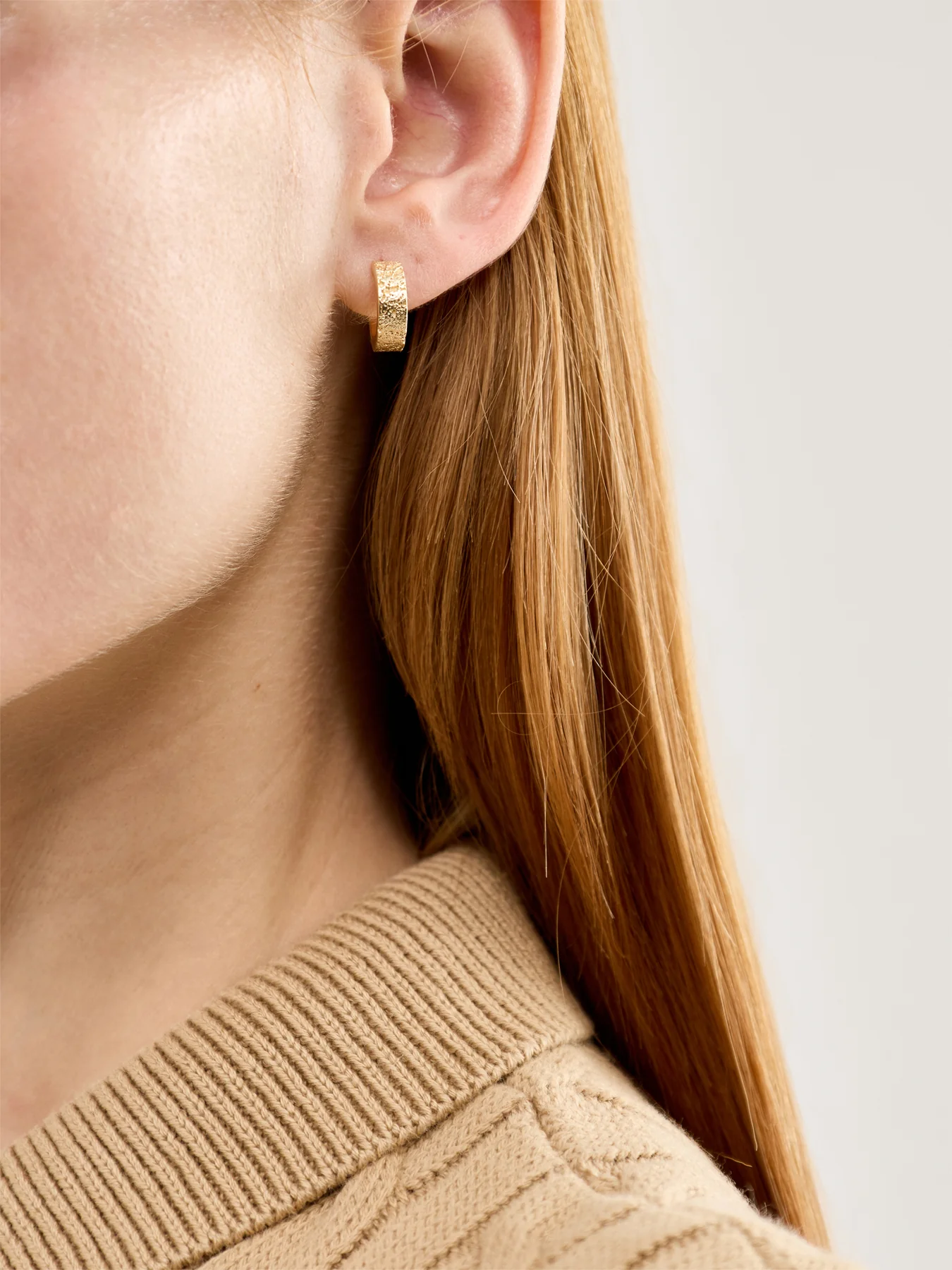 Time Earrings Gold - Image 2
