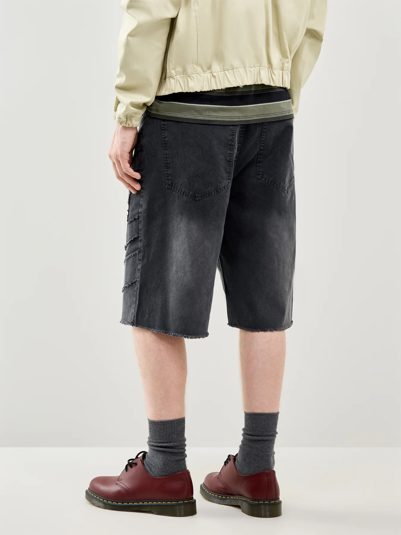 Washed Drill Shorts Black - Image 5