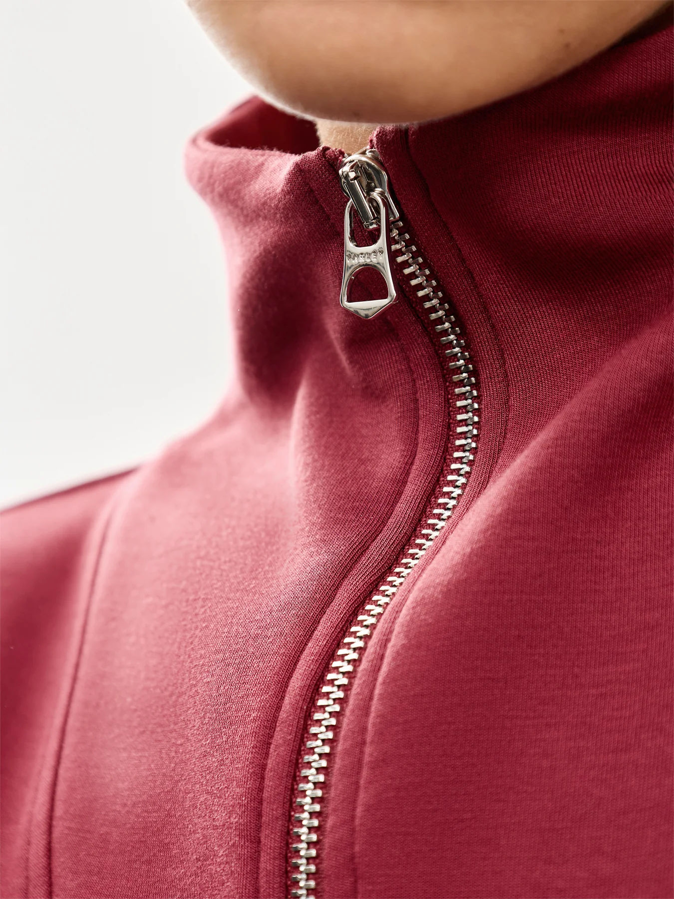 Hawley Half Zip Sweat New Maroon - Image 3