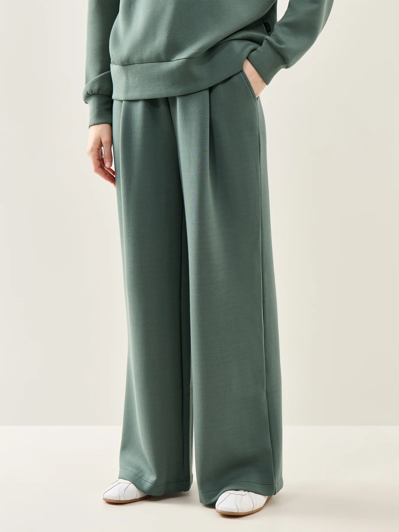 The Extra Wide Leg Pant 29.5 - Image 4