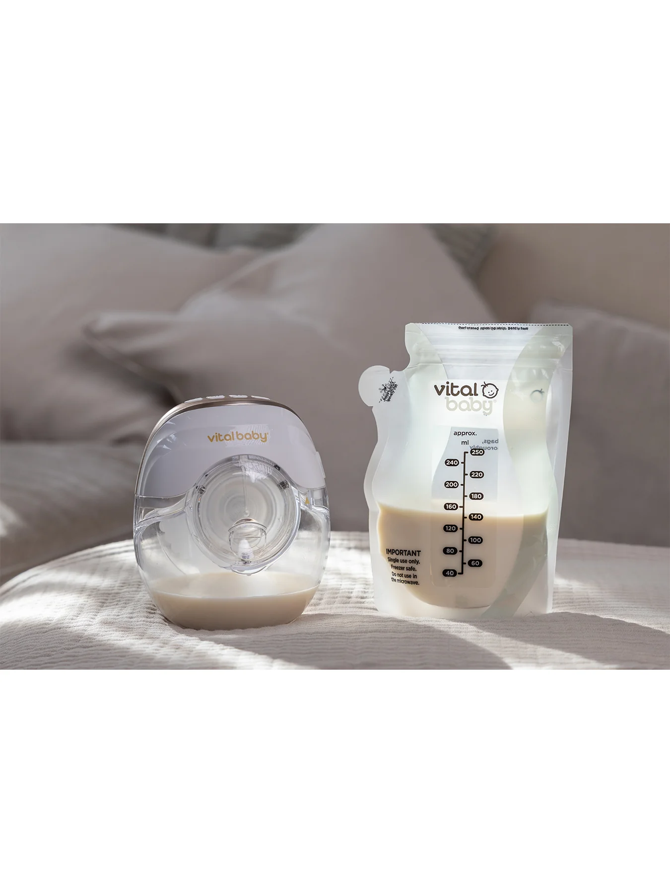 Flow Wearable Breast Pump White - Image 4