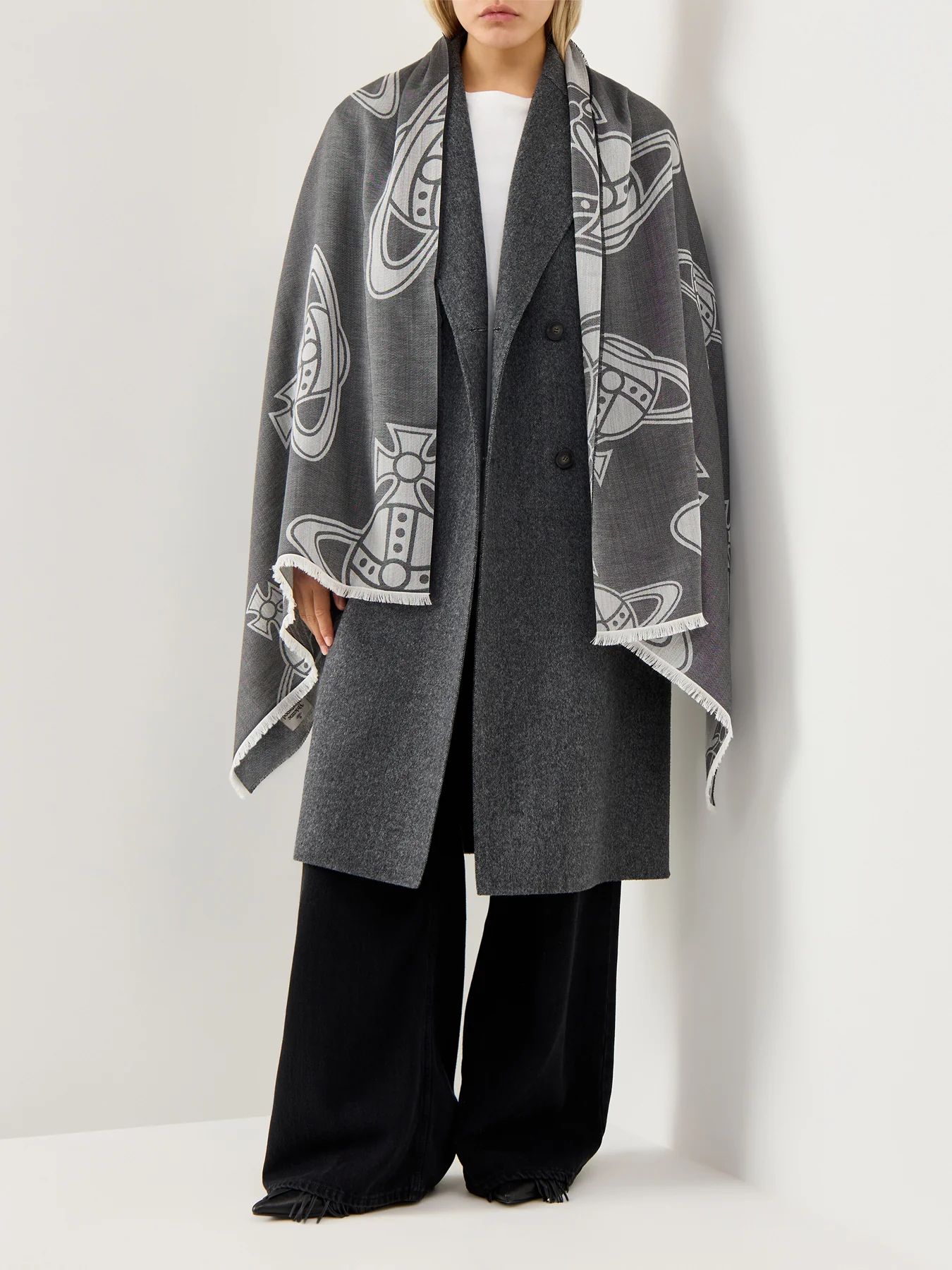 Orb Silk & Wool Mix Stole in Black - Image 2