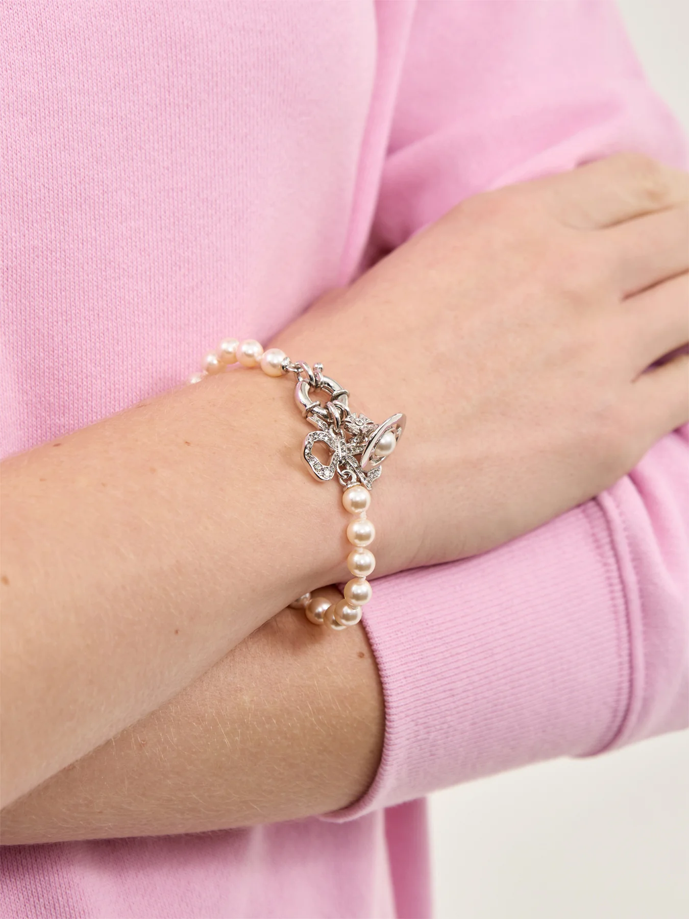 Rigoberta Pearl Bracelet - Image 2
