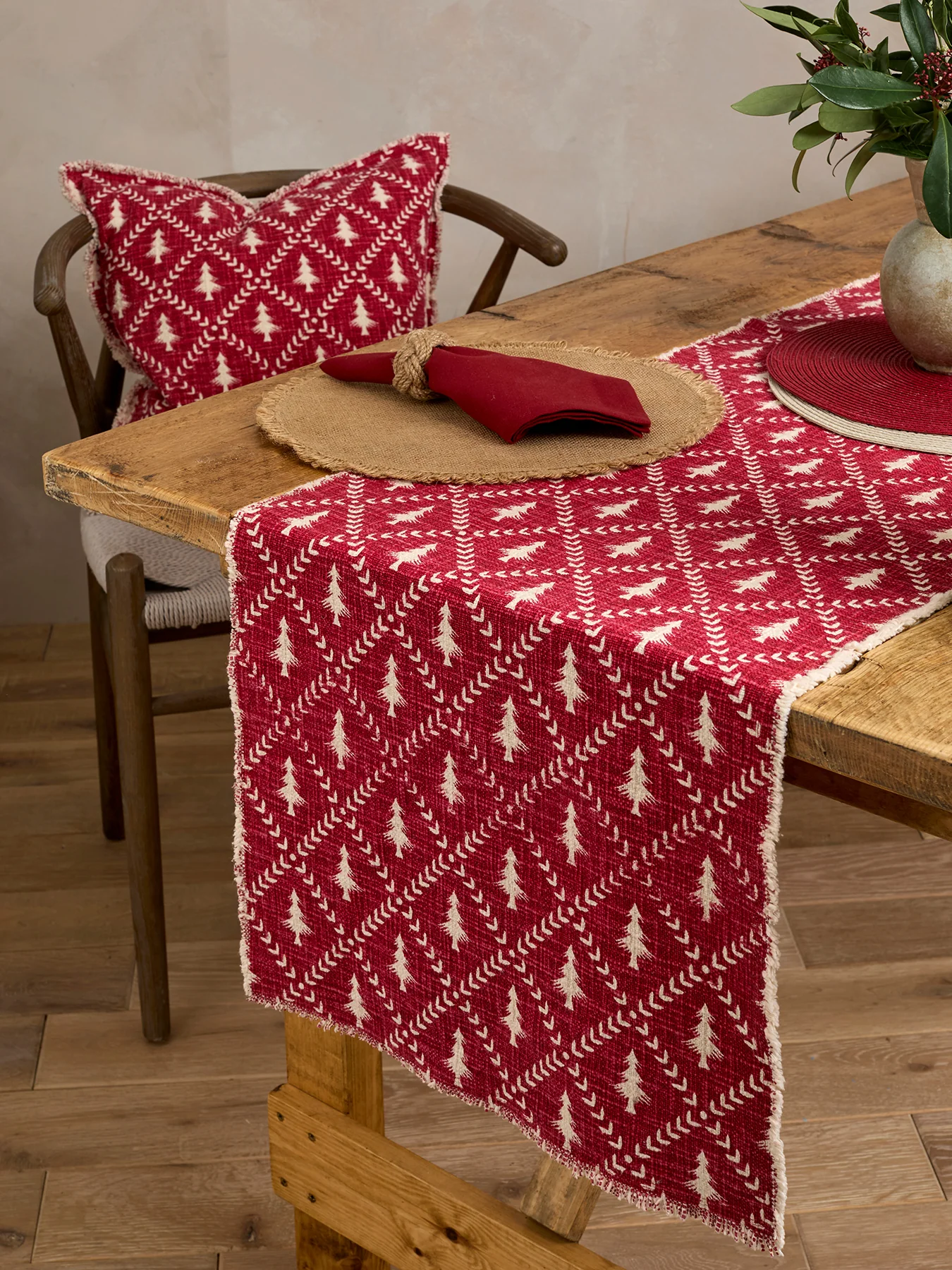 Tree Trellis Runner Red - Image 2