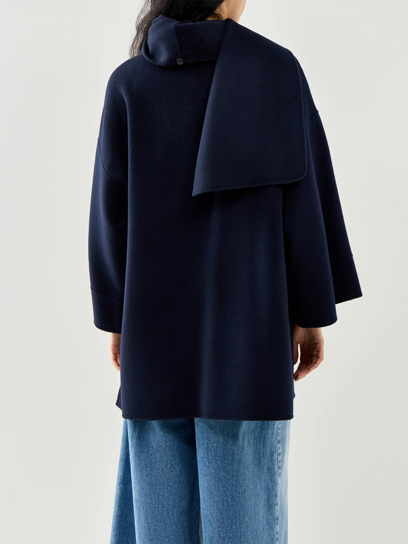 Fulcro Short Coat Navy - Image 5