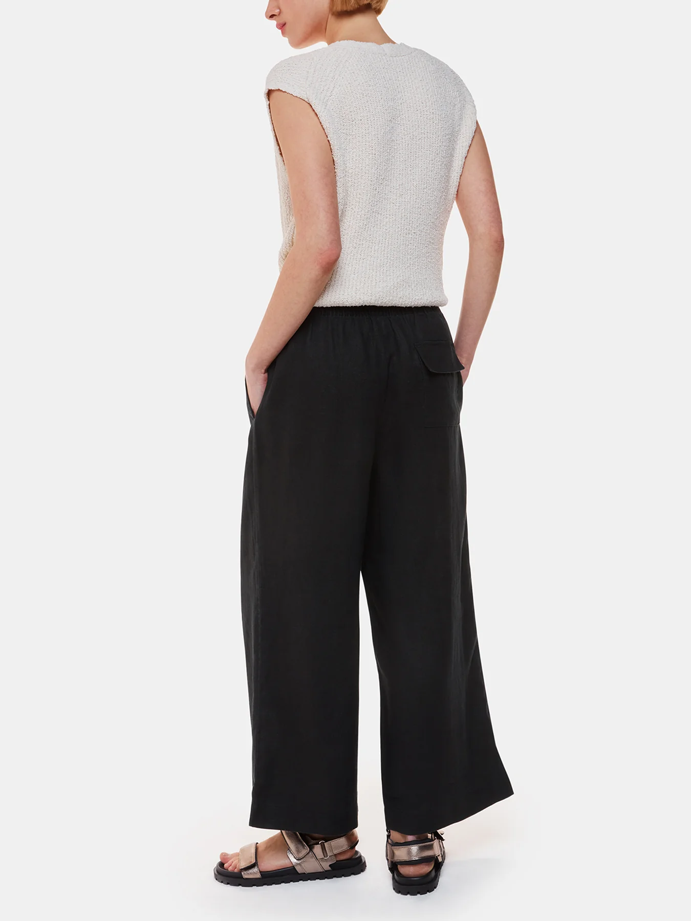 Linen Pocket Trouser - Image 3