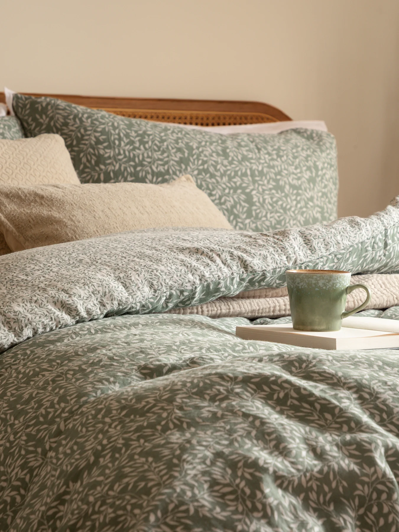 Perrie Leaf Pattern Duvet Cover Collection - Image 2