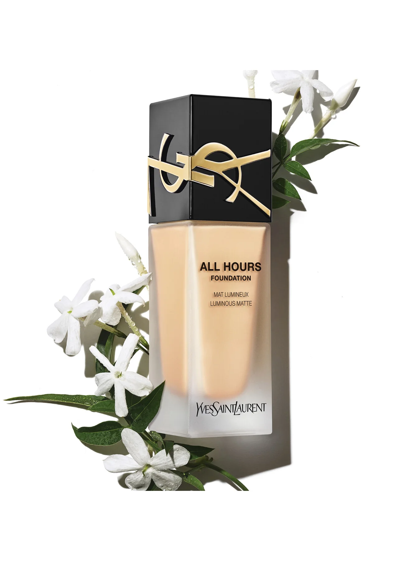 All Hours Luminous Matte Foundation 25ml - Image 4