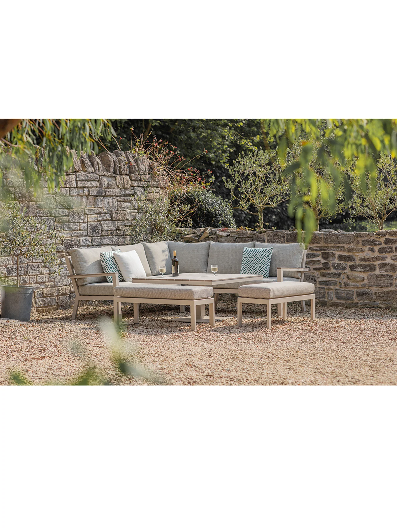Zurich 8-Seater Garden Lounge Dining Set Mocha - Image 3